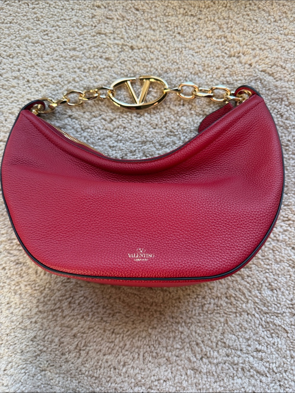 🛍️ PURSE SALE - MIDNIGHT SUNDAY!!!🛍️ Red Leather Bag with Gold V-Link Chain